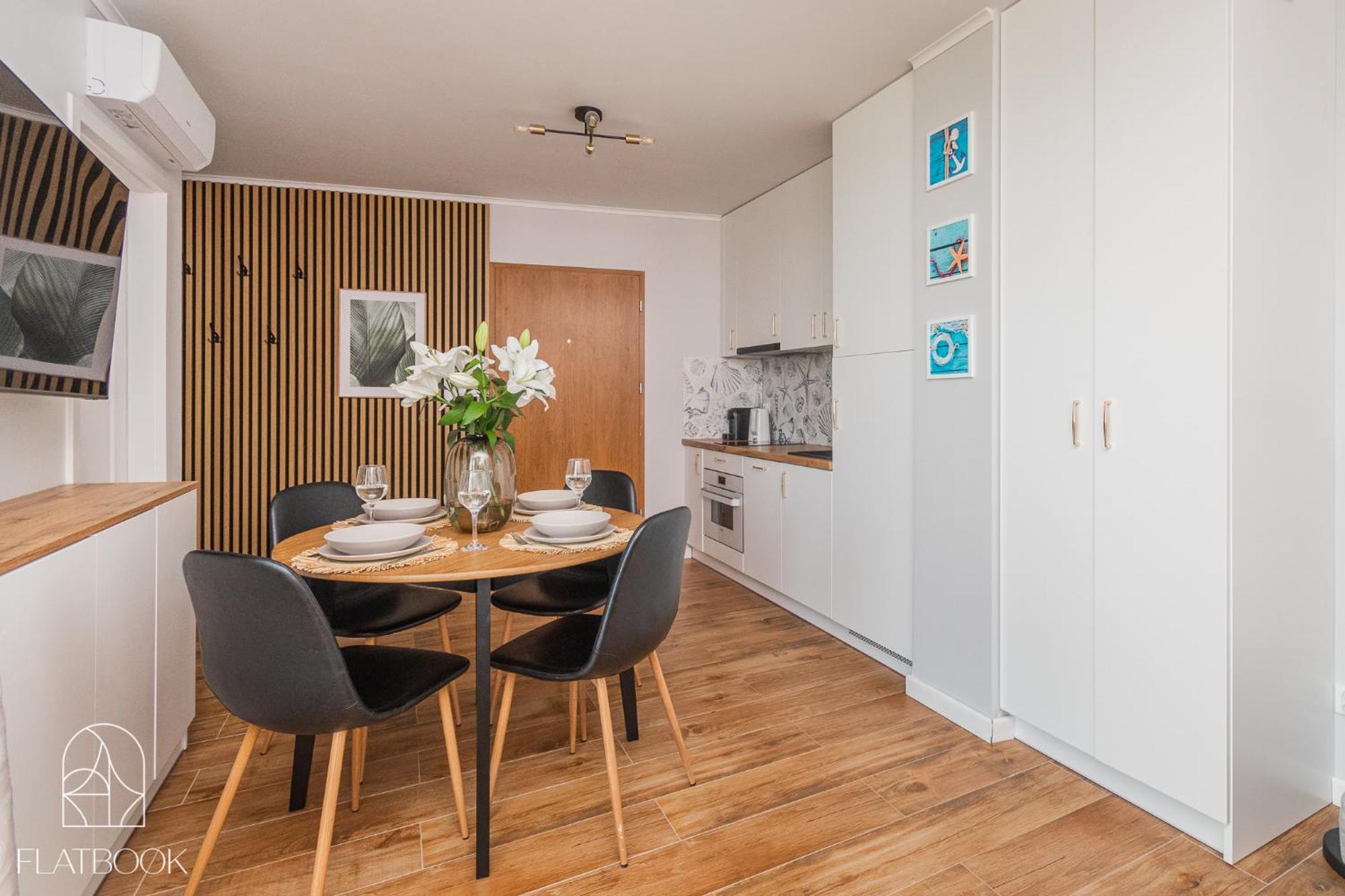 Apartment - Enklawa I